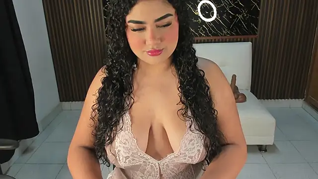 Snapshot of Karla18_ chatting on 05/11/26, 02:40 Karla18 online show from 05/11/26, 02:40