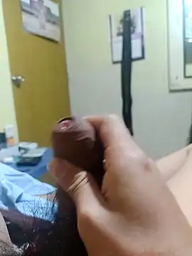 Snapshot of kefdady chatting on 02/11/26, 06:02 kefdady online show from 02/11/26, 06:02