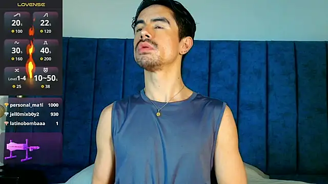 Ethan Briggs  online show from 04/08/26, 03:41