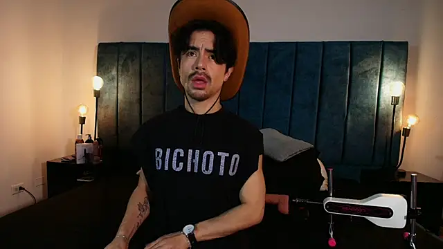 Ethan Briggs  online show from 03/06/26, 03:45