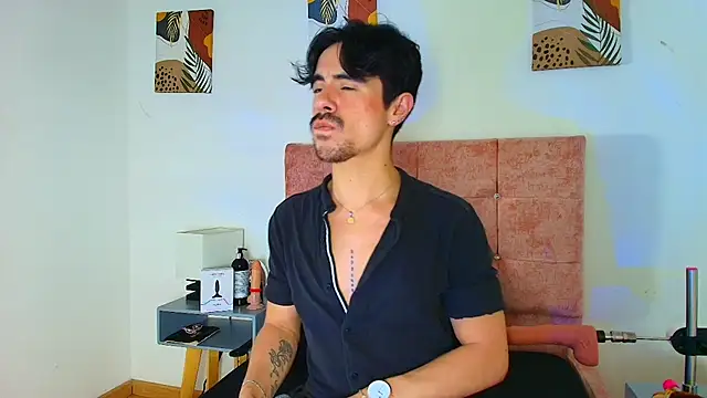 Snapshot of Ethan_Briggs_ chatting on 02/13/26, 03:39 Ethan Briggs online show from 02/13/26, 03:39