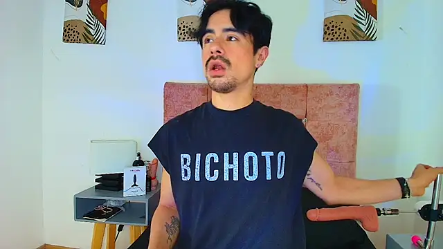 Snapshot of Ethan_Briggs_ chatting on 02/12/26, 03:39 Ethan Briggs online show from 02/12/26, 03:39