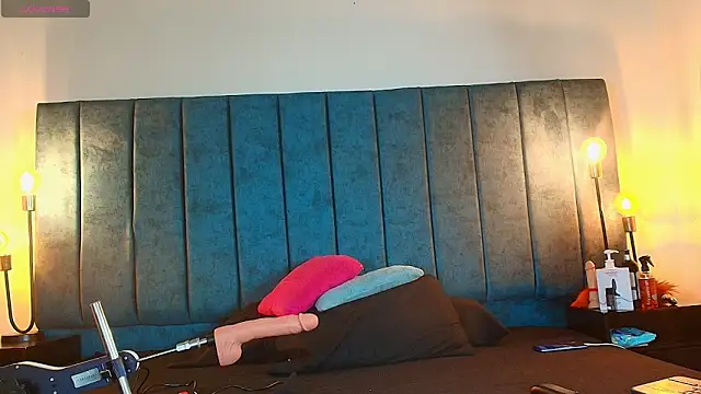 Ethan Briggs  online show from 03/26/26, 03:38