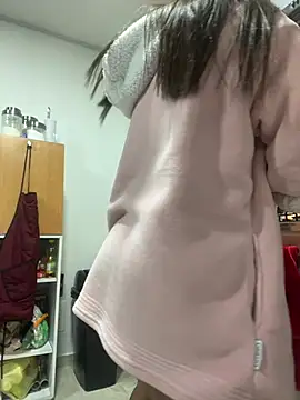 Pretty  Milf online show from 03/11/26, 09:47