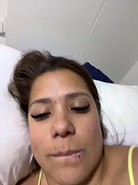 Pretty  Milf online show from 04/05/26, 11:33