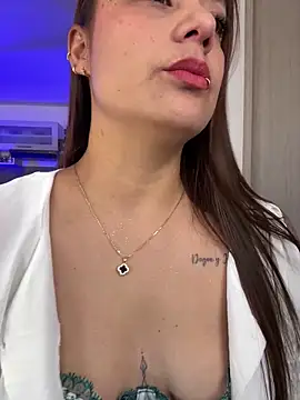 Pretty  Milf online show from 04/07/26, 02:19