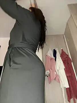 Snapshot of Pretty__Milf chatting on 07/04/26, 07:51 Pretty Milf online show from 07/04/26, 07:51