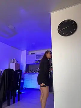 Pretty  Milf online show from 04/08/26, 01:34