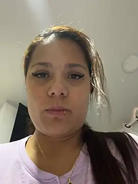 Pretty  Milf online show from 03/22/26, 10:33