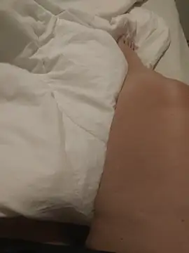 Karine0806 online show from 02/10/26, 12:20