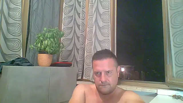ROMASSAGGEXXX online show from 05/28/26, 08:04