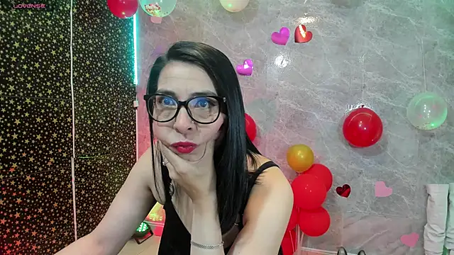 adellelennoxx online show from 02/09/26, 08:12