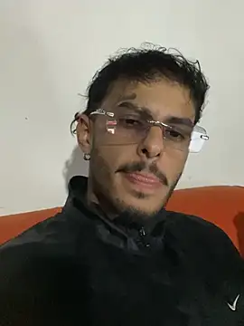 Snapshot of liyamjunior chatting on 02/27/26, 05:51 liyamjunior online show from 02/27/26, 05:51