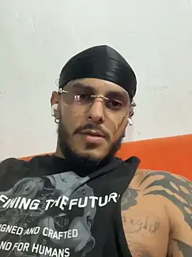 Snapshot of liyamjunior chatting on 02/03/26, 03:15 liyamjunior online show from 02/03/26, 03:15