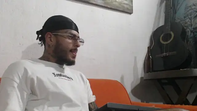 Snapshot of liyamjunior chatting on 02/17/26, 03:15 liyamjunior online show from 02/17/26, 03:15