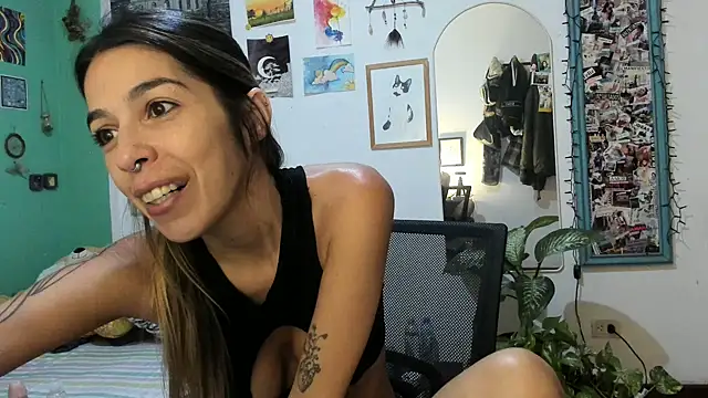 miafoxmia online show from 04/07/26, 09:05