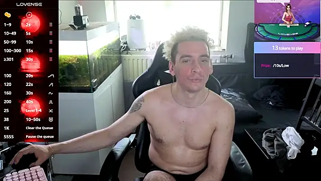 Rayzel White online show from 07/07/26, 05:16