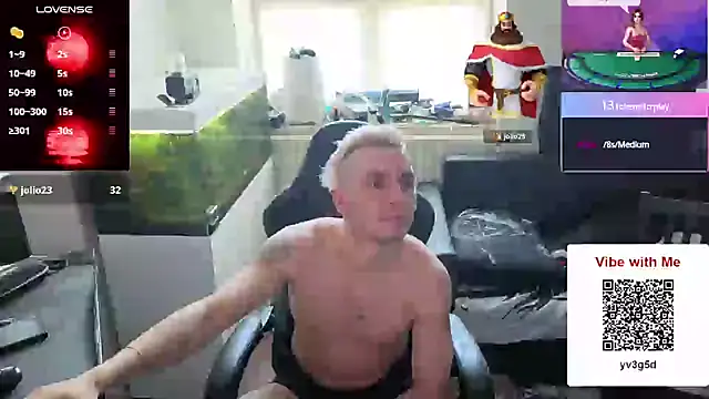 Rayzel White online show from 05/14/26, 03:42