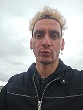 Rayzel White online show from 07/03/26, 11:28