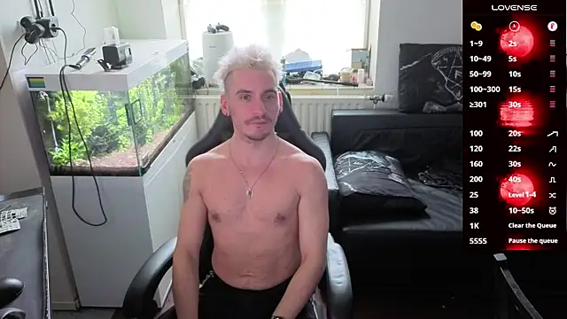 Rayzel White online show from 03/25/26, 01:43