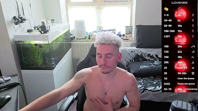 Rayzel White online show from 03/06/26, 01:17