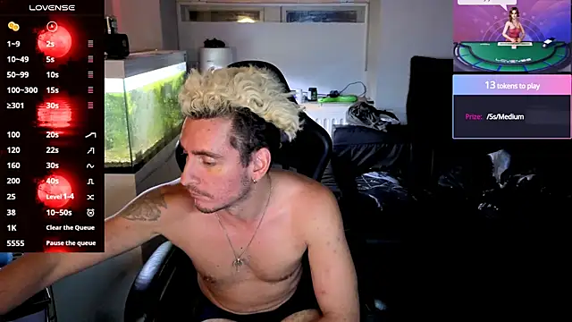 Rayzel White online show from 08/02/26, 08:06