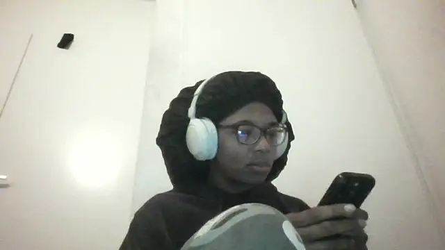 Snapshot of xxxdanidoomsdayxxx chatting on 02/14/26, 02:34 xxxdanidoomsdayxxx online show from 02/14/26, 02:34