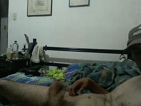 guevo14cm3 online show from 03/25/26, 03:39
