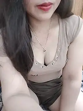 Snapshot of MaiNgoc_sexy chatting on 06/24/26, 12:48 MaiNgoc sexy online show from 06/24/26, 12:48