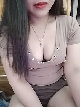 Snapshot of MaiNgoc_sexy chatting on 06/02/26, 04:12 MaiNgoc sexy online show from 06/02/26, 04:12