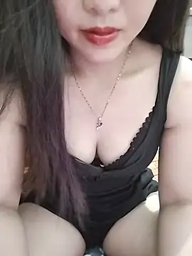 Snapshot of MaiNgoc_sexy chatting on 06/20/26, 04:39 MaiNgoc sexy online show from 06/20/26, 04:39