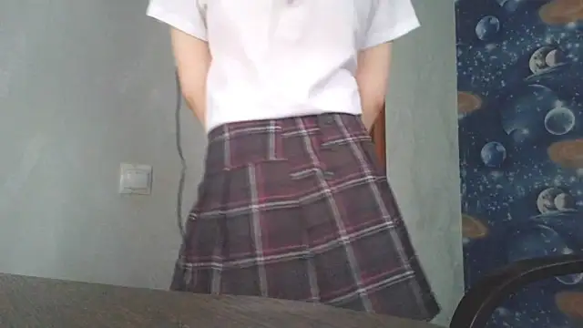 Snapshot of GameToiler chatting on 01/13/26, 08:29 GameToiler online show from 01/13/26, 08:29