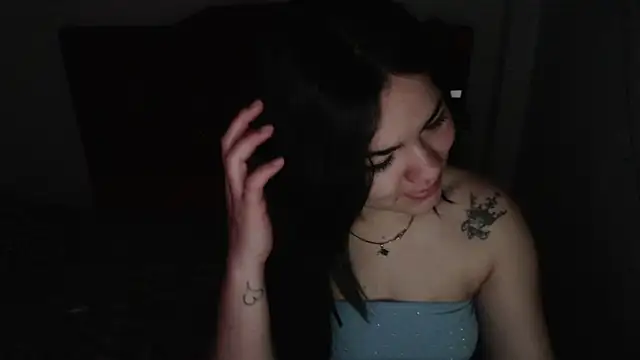 Loriiiany online show from 03/12/26, 01:37