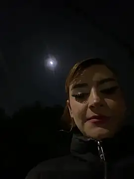 Snapshot of ivy-777 chatting on 03/31/26, 01:40 ivy-777 online show from 03/31/26, 01:40