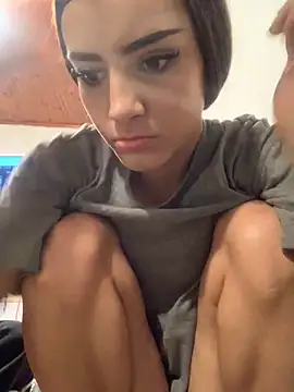 Snapshot of ivy-777 chatting on 02/01/26, 01:26 ivy-777 online show from 02/01/26, 01:26