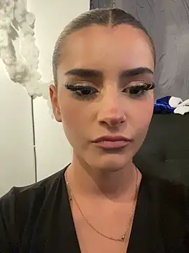 Snapshot of ivy-777 chatting on 03/11/26, 01:54 ivy-777 online show from 03/11/26, 01:54