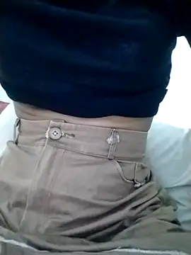 Snapshot of Lisa_xx2 chatting on 02/15/26, 11:20 Lisa xx2 online show from 02/15/26, 11:20