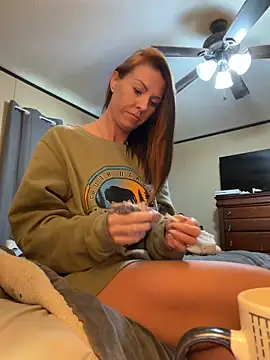 Snapshot of tastemecaroline chatting on 03/24/26, 03:12 tastemecaroline online show from 03/24/26, 03:12