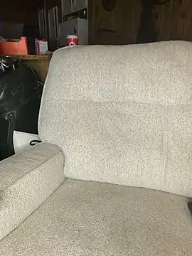 Snapshot of tastemecaroline chatting on 02/17/26, 09:06 tastemecaroline online show from 02/17/26, 09:06