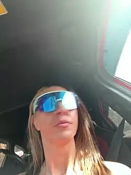 Snapshot of tastemecaroline chatting on 03/31/26, 08:55 tastemecaroline online show from 03/31/26, 08:55