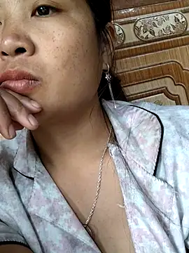 miumiu sexy2x online show from 04/11/26, 03:58