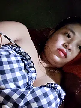 miumiu sexy2x online show from 04/05/26, 02:51