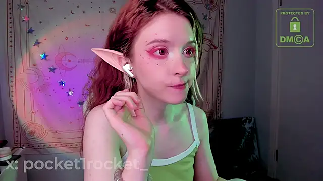 Snapshot of _PocketRocket_ chatting on 10/15/25, 11:13 PocketRocket online show from 10/15/25, 11:13
