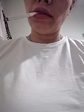 Snapshot of Karanfilim chatting on 07/07/26, 03:09 Karanfilim online show from 07/07/26, 03:09