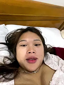 Snapshot of Emxinh123cute chatting on 01/15/26, 03:21 Emxinh123cute online show from 01/15/26, 03:21