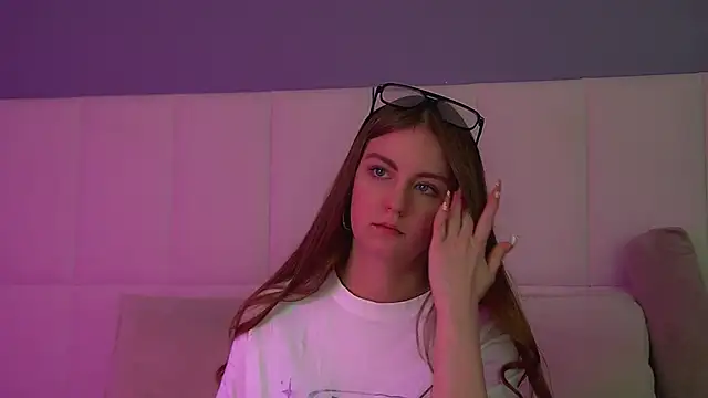 SofiaSarvain online show from 02/06/26, 06:15