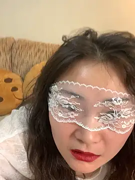 COCO028168 online show from 01/16/26, 01:48