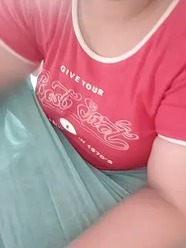 TamilDreamgirl08 online show from 04/08/26, 10:50