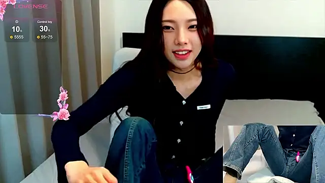 akubichan 25 online show from 01/13/26, 10:08