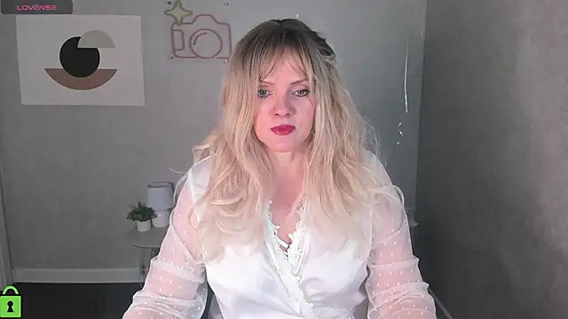 Victoria Nelson online show from 03/28/26, 01:17